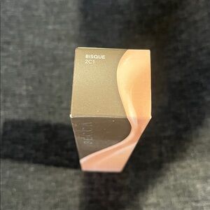 BECCA Bisque 2C1 Complexion Enhancer